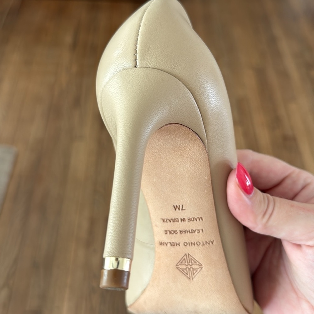 Antonio Melani leather pumps, size 7 - Picture 3 of 4